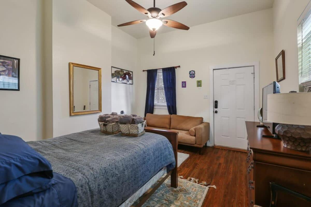 Cute Quiet Mid-city - Location * New Orleans